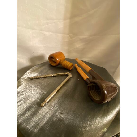 Set of 3 Vintage Nut Cracker Tools All Different, vice, screw and classic VGUC - Picture 4 of 16